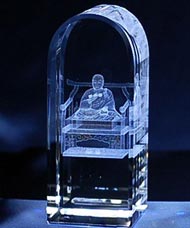 メモリアルアイテムに癒しの仏像