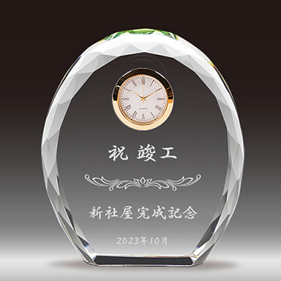 竣工記念品のクリスタル楯（盾）時計付き