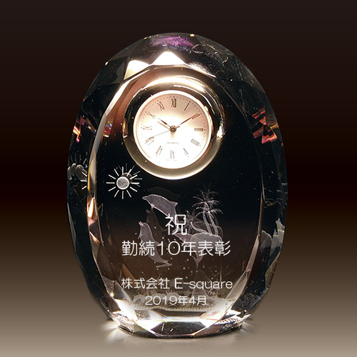 永年勤続表彰記念品のクリスタル楯(盾)イルカ